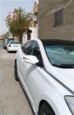 هيونداي أزيرا